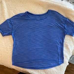 Lululemon hi-lo cropped tshirt